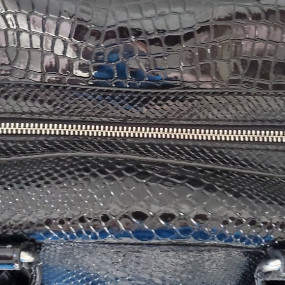 Guess Vintage 90's Alligator Print Black High Gloss PVC - Picture 5 of 9